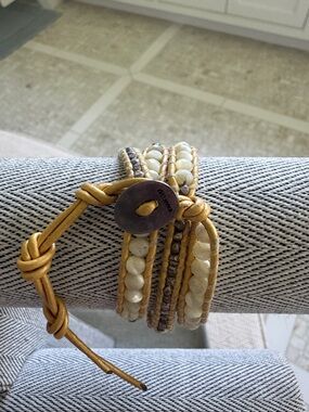 Chan Luu Beaded Leather Wrap Bracelet in Mustard and White
